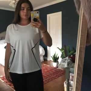 Nike dri- fit workout top size L